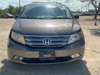 2012 Honda Odyssey Touring - Exterior Front Center Image